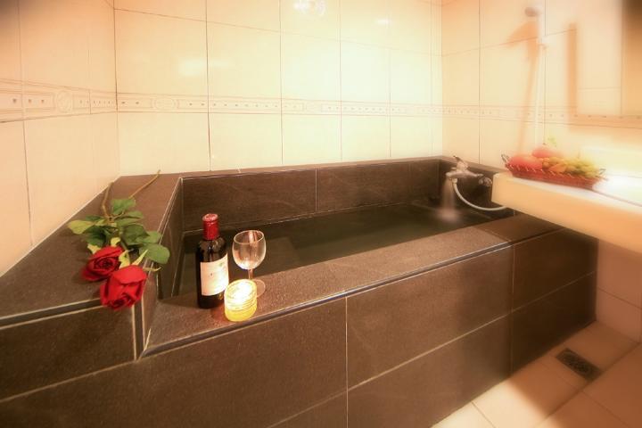 Ming Lu Holiday Hotel Renai Bagian luar foto