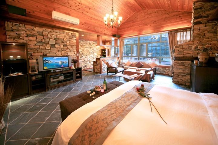 Ming Lu Holiday Hotel Renai Bagian luar foto
