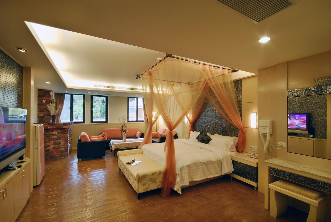Ming Lu Holiday Hotel Renai Bagian luar foto
